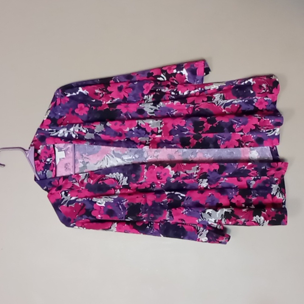 Laura Ashley 3/4 Sleeve Flowered Cardigan w/o Closure Size 1X